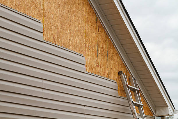 24/7 Emergency Vinyl Siding experts in New Waterford, OH